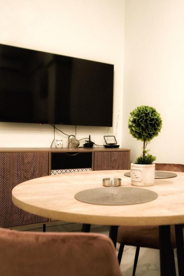 Dionisooss Apartment Atény Exteriér fotografie